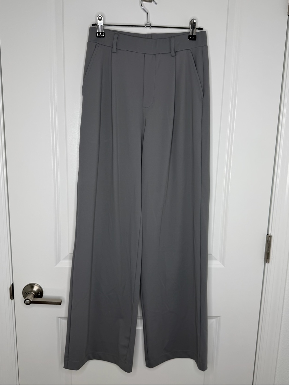 NWOT Halara Flex DayStretch Pleated Wide Leg Work Pants Gray S